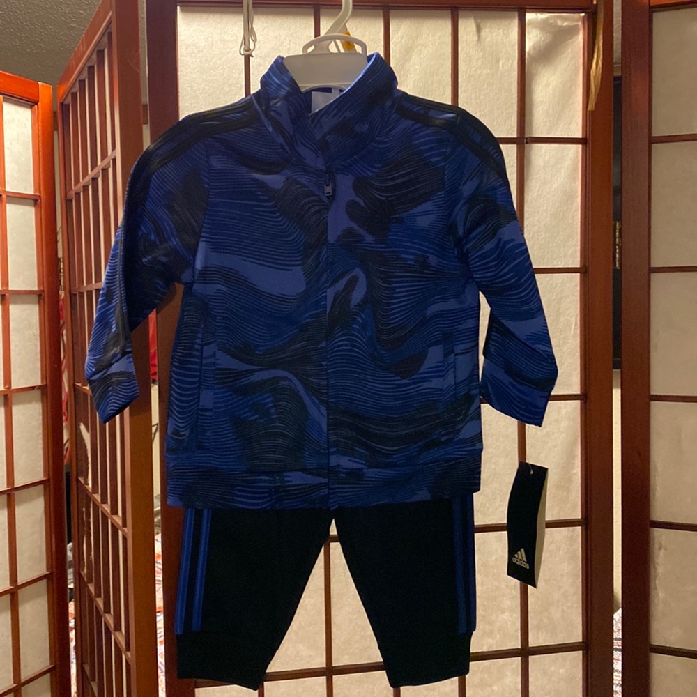 Adidas sweatsuit Sz 12M